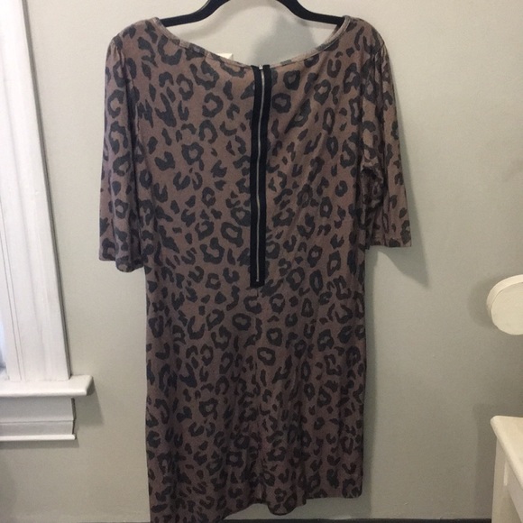 Cheetah Print Dress - Picture 4 of 6